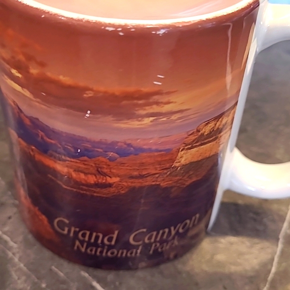 Handcrafted Unisex Soy  Candle - Picture 4 of 6